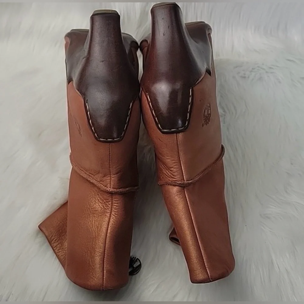 Vintage TIMBERLAND Square Toe Boots 8.5 in Metallic Rose Gold Size 8.5